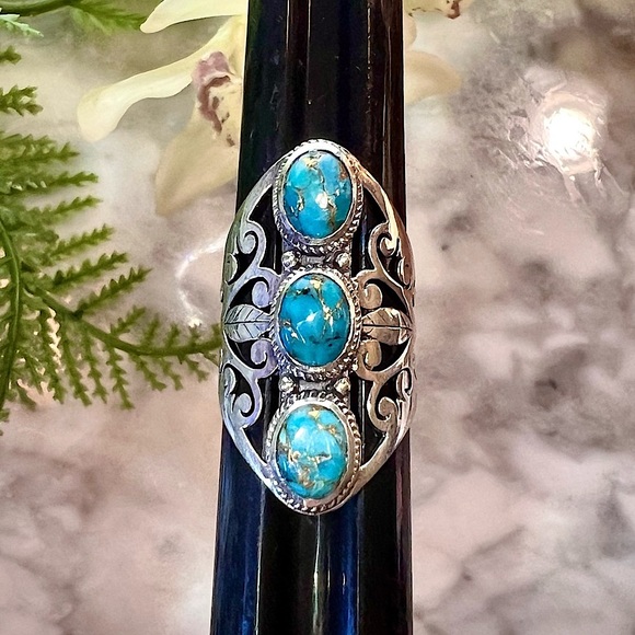 Vintage Handmade Genuine Turquoise Ring Solid 925 Sterling Silver Filigree Ring - Picture 15 of 15